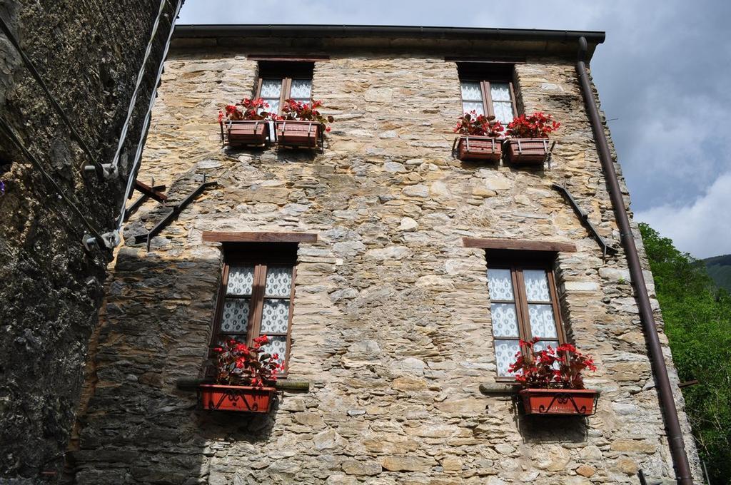 Borgo Isola Santa Guest House ภายนอก รูปภาพ