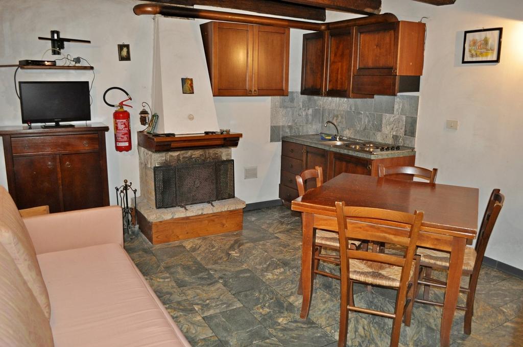 Borgo Isola Santa Guest House ภายนอก รูปภาพ